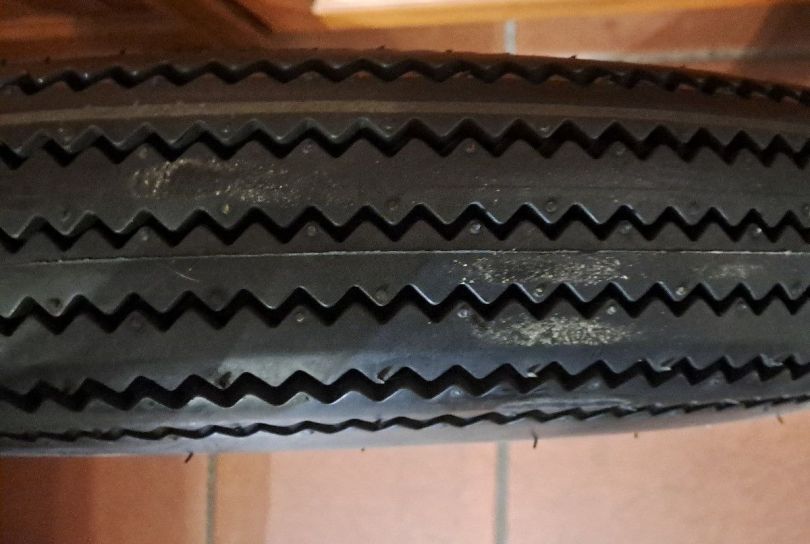 Firestone Deluxe Campion Motorcycle 4.00 18 64P TT, Neu