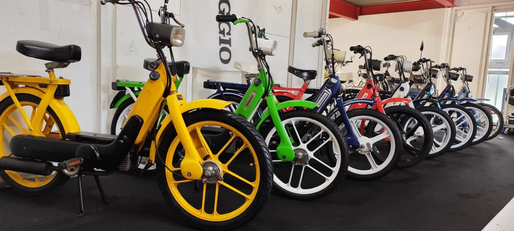 Piaggio Ciao grün/weiss mit CH-Ausweis, Nouveau, Suisse, Uzwil