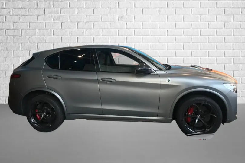 Alfa Romeo Stelvio Quadrifoglio 7 of 108, Used, Switzerland, Mendrisio