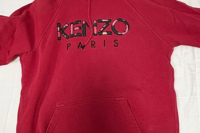 Felpa con cappuccio kenzo, Svizzera, Lugano Annunci gratuiti in Svizzera