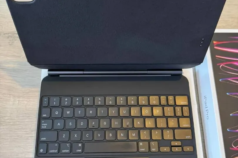 iPad Pro M1 - 512 GB - 11 pulgadas - WiFi + 5G cel, Svizzera, Villars-sur-Glane