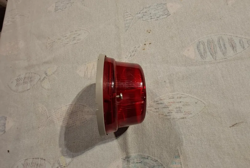 Fanalino posteriore Hella 11 577 R7, Nuovo, Svizzera, Riva San Vitale