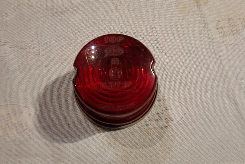 Fanalino posteriore Hella 11 577 R7, Nuovo, Svizzera, Riva San Vitale