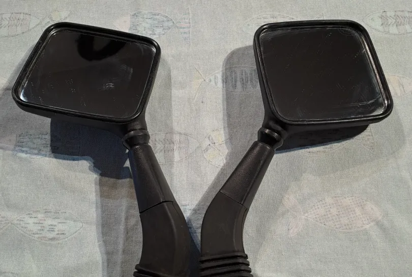 Specchietti retrovisori Suzuki CP 50, Usagé, Suisse, Riva San Vitale