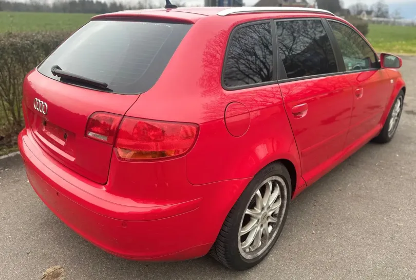 AUDI A3 2.0 Turbo FSI Ambition quattro, Usagé, Suisse, Hunenberg