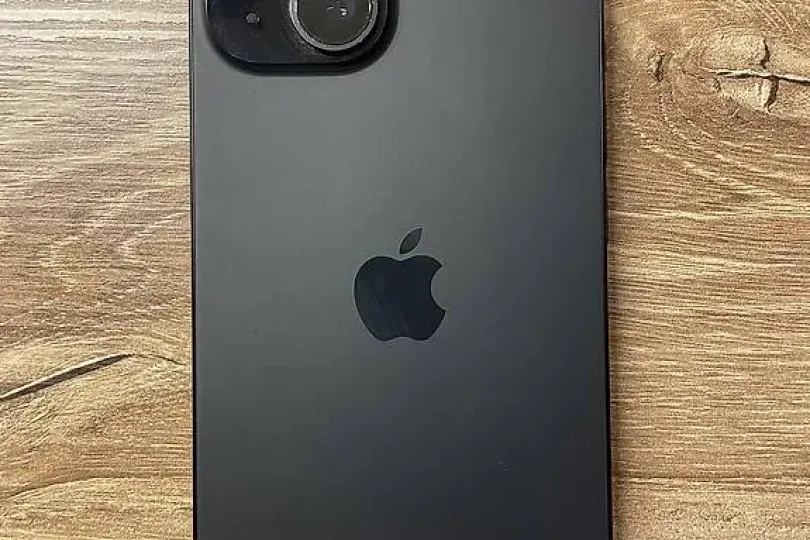 iPhone 15 , 128 GB, black
