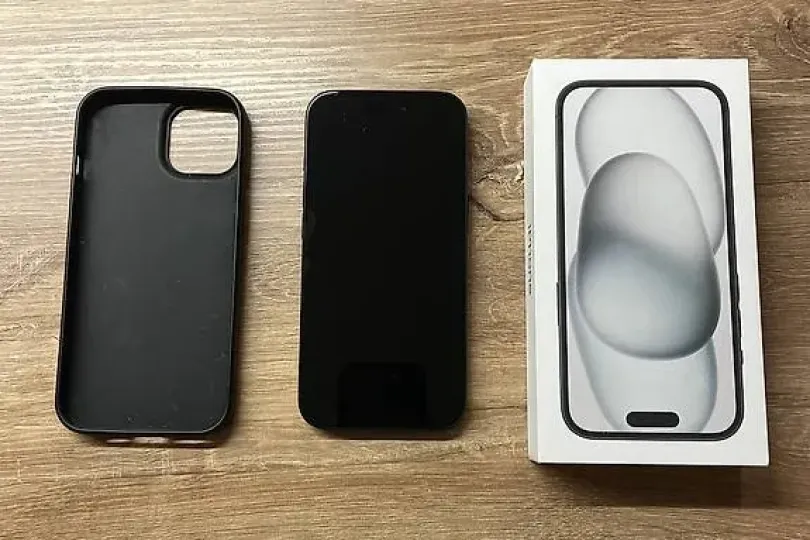 iPhone 15 , 128 GB, black