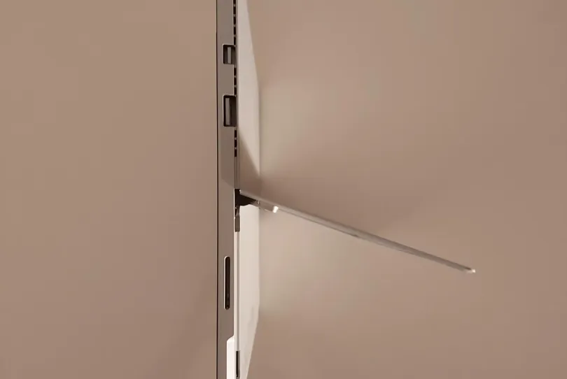 Tablette Microsoft Surface Pro 4 i5 128 Go SSD Win, Switzerland, Geneva