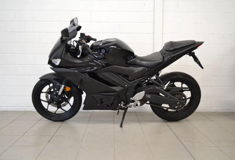 Yamaha YZF-R3, Usato, Svizzera, Camorino