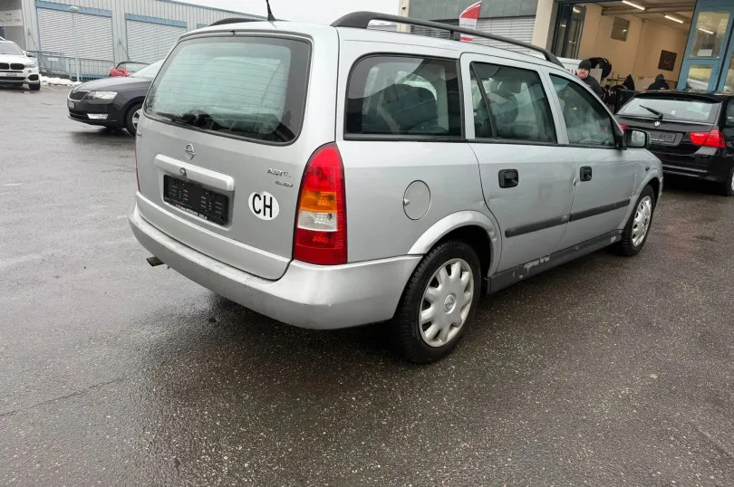 OPEL Astra Caravan 1.6i 16V Club, Usato, Svizzera, Hunenberg