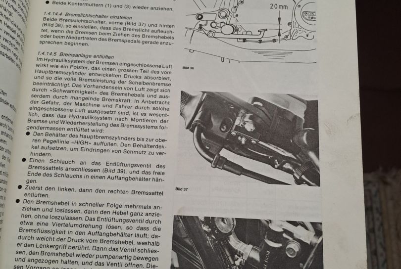 Manuale di manutenzione Suzuki GSX 1100, Gebraucht, Schweiz, Riva San Vitale