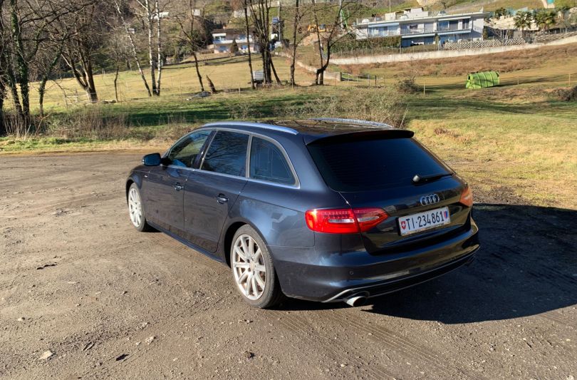 Audi A4 1.8TFSI S-Line, Used, Switzerland, Lugano