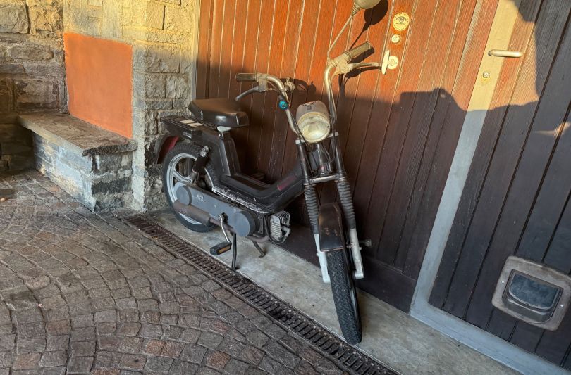 Motorino Piaggio si Montecarlo , Lugano, Switzerland
