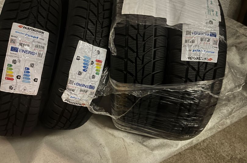 155/70r13 invernali hankook W442, Svizzera, Vezia