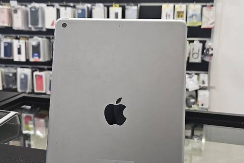 Ipad 7Gen 32GB Garanzia n.20, Vezia Annunci gratuiti in Svizzera