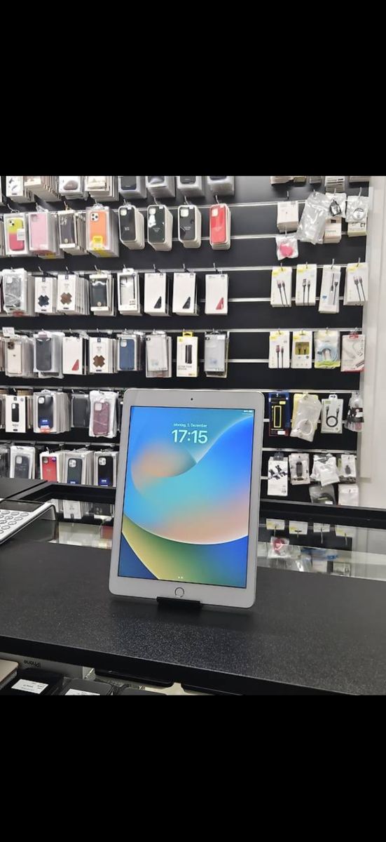 Ipad 5Gen. 32GB Garanzia n.18, Suisse, Vezia