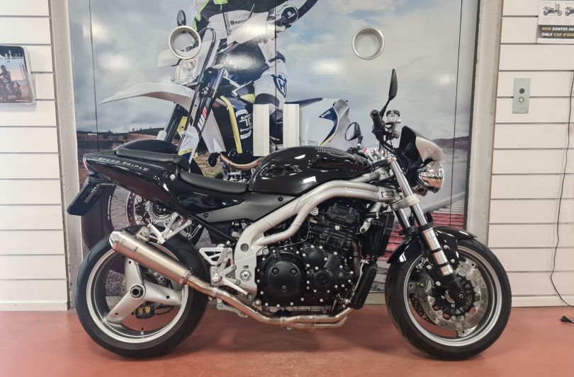 TRIUMPH Speed Triple 955i, Manno, Svizzera