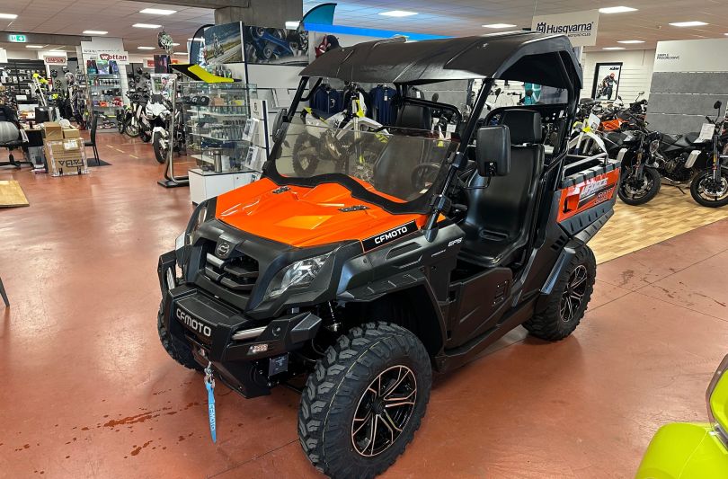 CF MOTO UForce 800 EPS 4x4, Usato, Svizzera, Manno