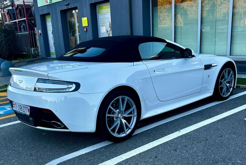 ASTON MARTIN VB BANTAGE R, Schweiz