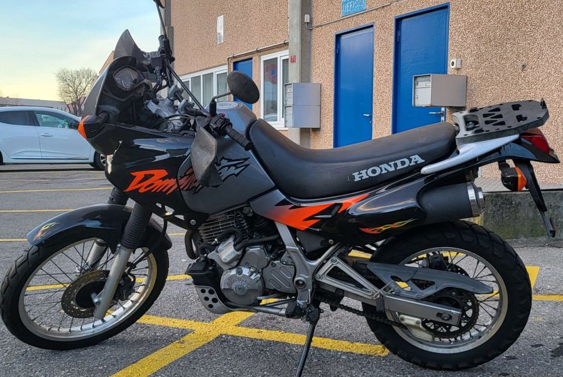 HONDA NX 650, Gebraucht, Schweiz