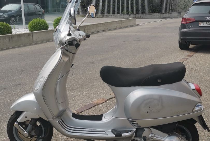 PIAGGIO VESPA LX 125, Svizzera Annunci gratuiti in Svizzera