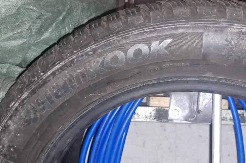 Gomme hankook da neve, Switzerland, Viganello