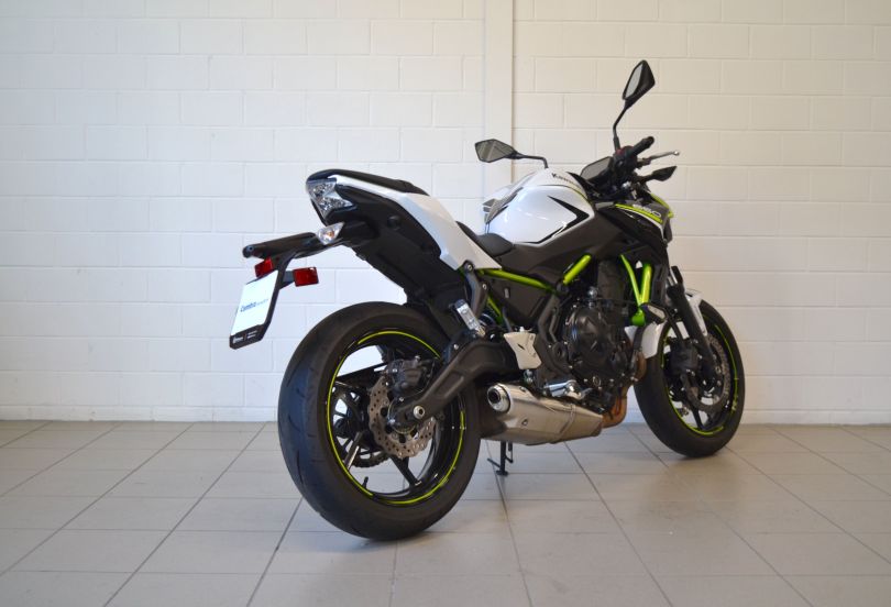 Kawasaki Z 650 - Possibile a 35kW, Camorino, Svizzera