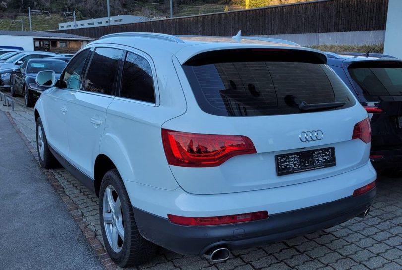 AUDI Q7 3.0 TDI quattro tiptronic