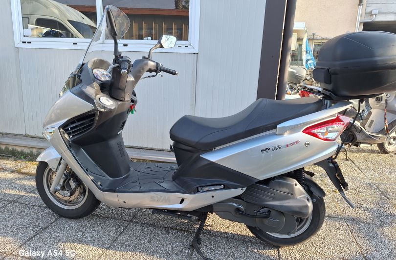 SYM JOYRIDE 125 , Bellinzona, Svizzera Annunci gratuiti in Svizzera