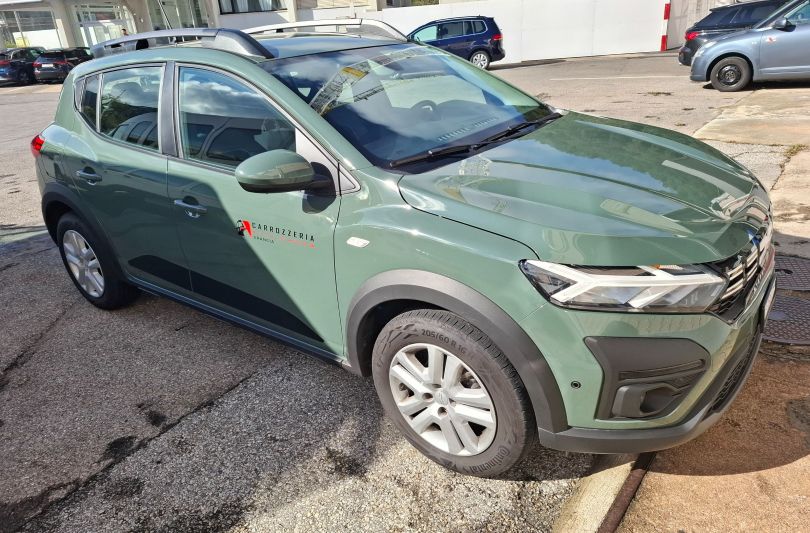 Dacia Sandero Automatica, 50,00 CHF, Grancia, Svizzera