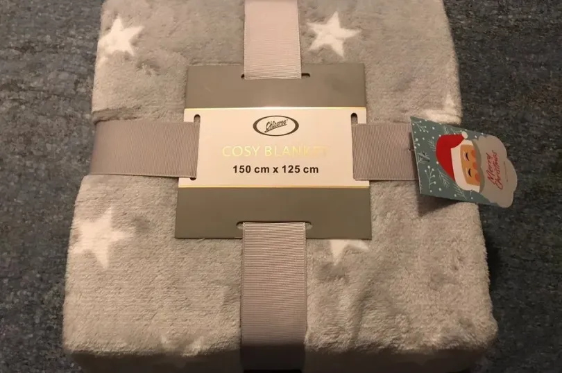 Kuschelige Sternendecke - Grau/Weiss - NEU, Switzerland, Schlieren Free classified ads in Switzerland