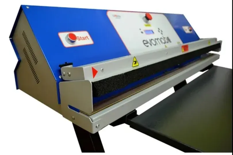 Nuova macchina sottovuoto automatica Evomatic in v, Suisse, Figino