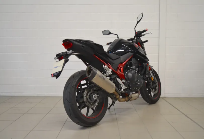 HONDA CB 750 Hornet Hive Edition - 35kW, Used, Switzerland, Camorino