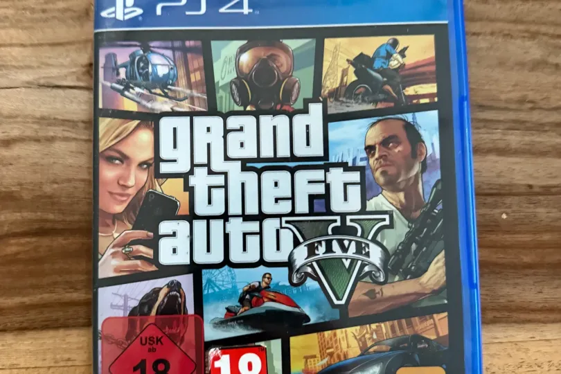 Grand Theft Auto 5 PS4, Suisse, Uzwil