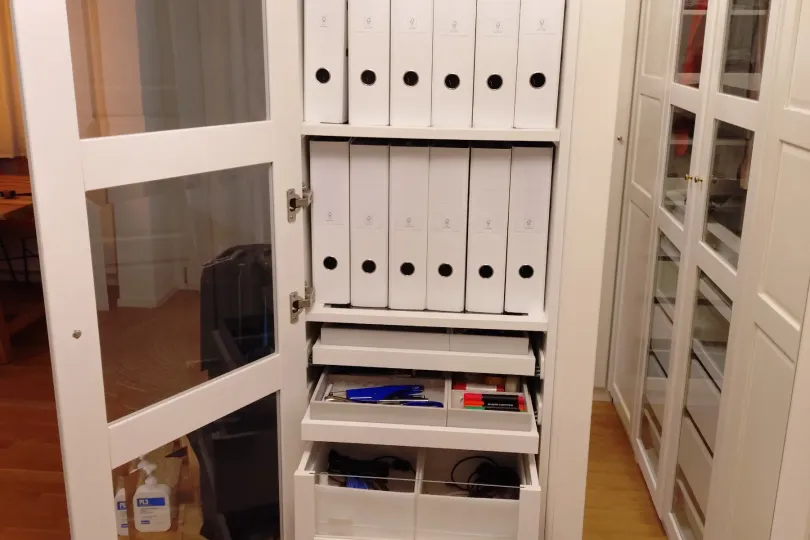 Corner Wardrobe with Complements, Suisse, Zurich