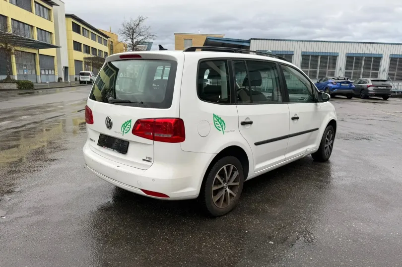 VW Touran 1.4 TSI EcoFuel Trendline, Usato, Svizzera, Hunenberg