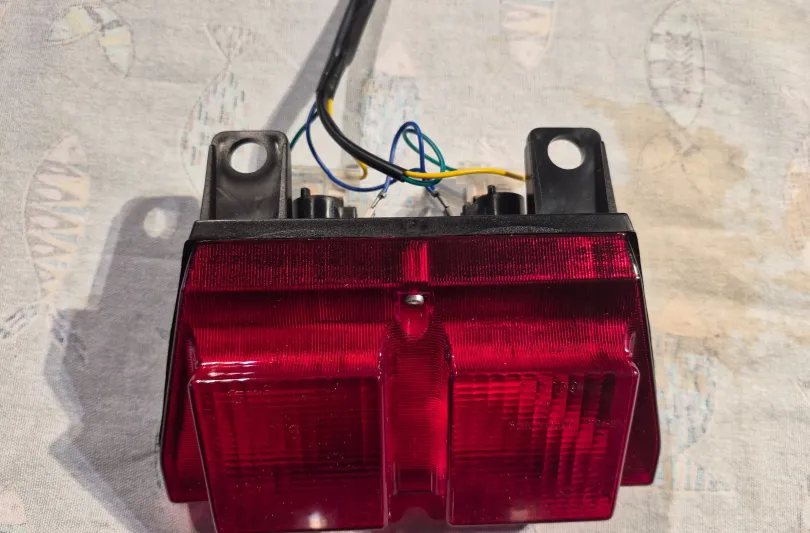 Fanale posteriore Cagiva Mito Ducati 916 748 996, Nuovo, Svizzera, Riva San Vitale