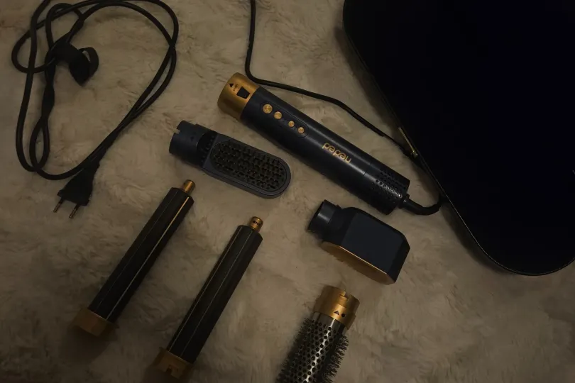 Hairstyler pro von Needed, Suisse, Oensingen Petites annonces gratuites en Suisse