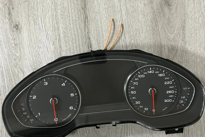 Quadro strumenti Audi A8 4.2tdi 