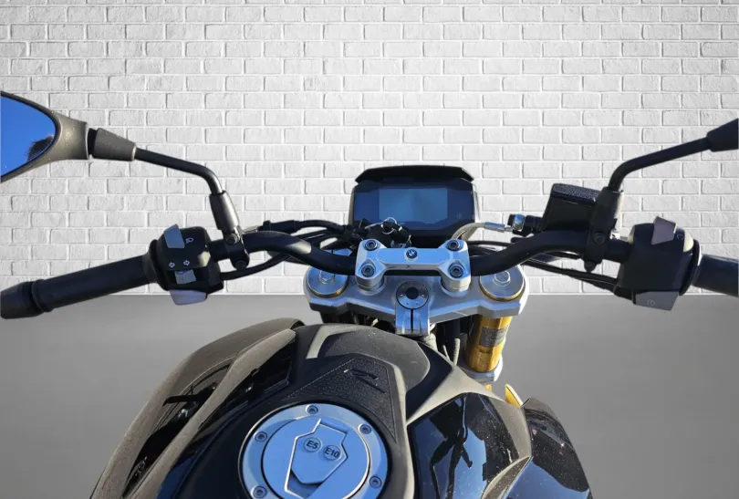 BMW G 310 R , Usato, Svizzera, Mendrisio