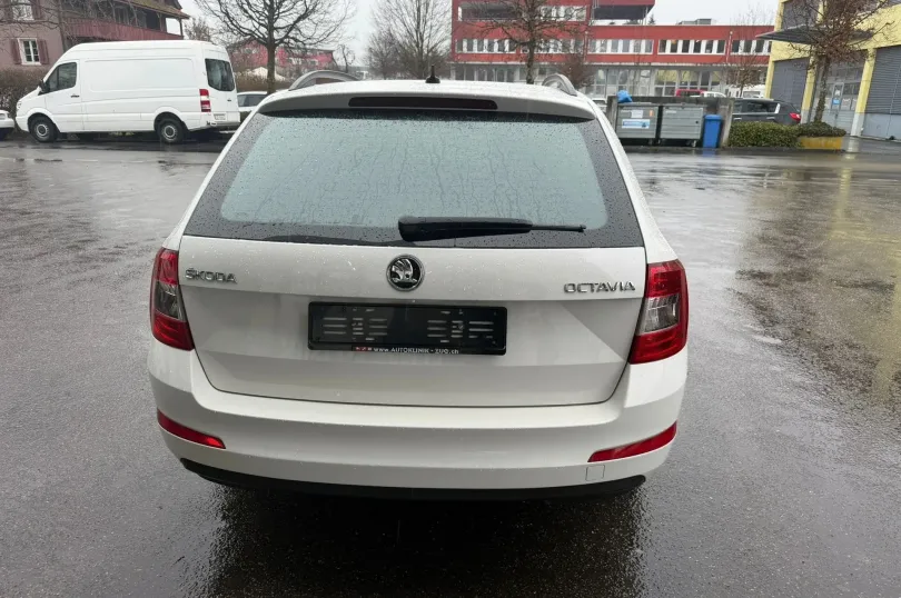 SKODA Octavia Combi 1.6 TDI Fresh, Usato, Svizzera, Hunenberg