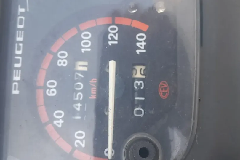 Peugeot SV 125 cc , Usato