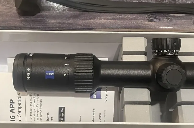 Zeiss Conquest V4 4-16x44 #64, Svizzera, Lugano