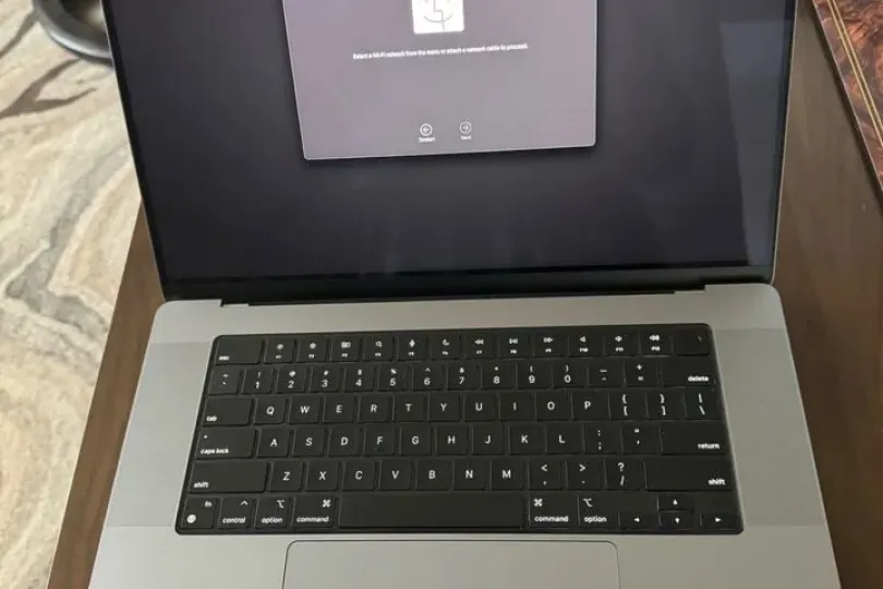 Apple MacBook Pro 16