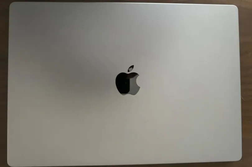 Apple MacBook Pro 16