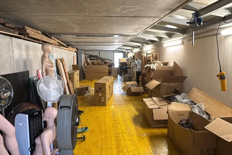 Affittasi deposito , Svizzera, Pambio-Noranco