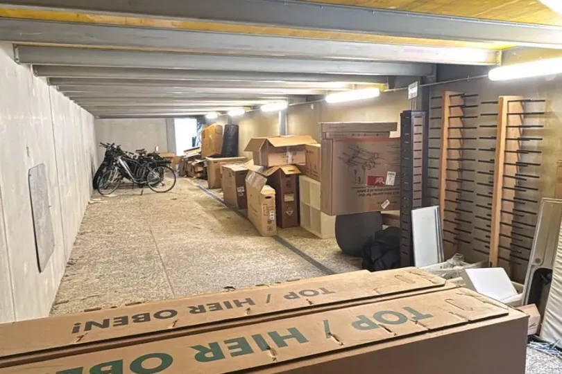 Affittasi deposito , Svizzera, Pambio-Noranco