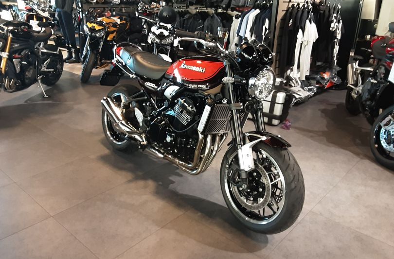 Kawasaki Z900 RS, Usagé, Suisse, Lamone