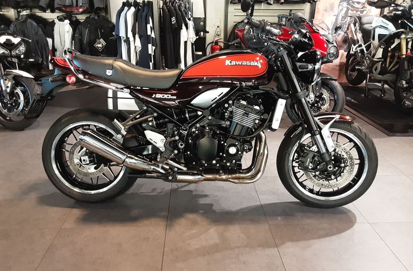 Kawasaki Z900 RS, Lamone, Switzerland