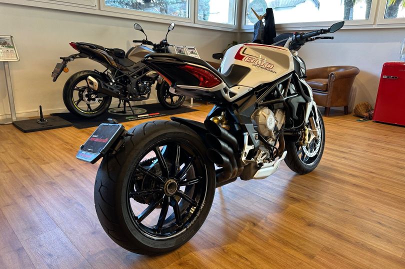 MV AGUSTA Brutale Dragster 800, Used, Switzerland, Giubiasco